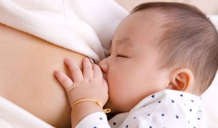 Breastfeeding struggles linked to postpartum depression in mothers